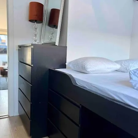 Beautiful Centre With Balcony Apartment Oslo