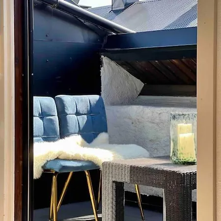 Beautiful Centre With Balcony Appartement